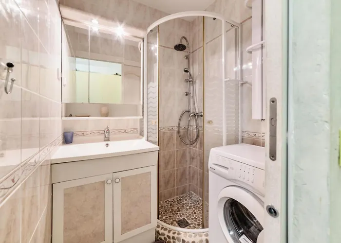 Lejlighed La Pinede - Maeva - 2 Pieces 5 Personnes - Confort Mae-6327 *